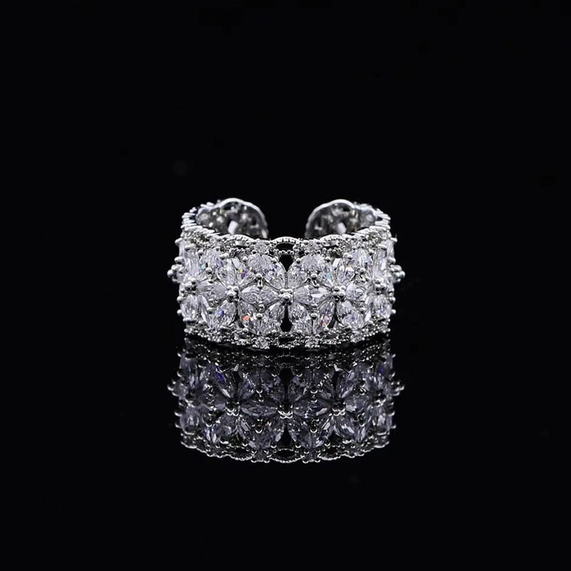 UNI-11829 - Luxury White Flower - Ring