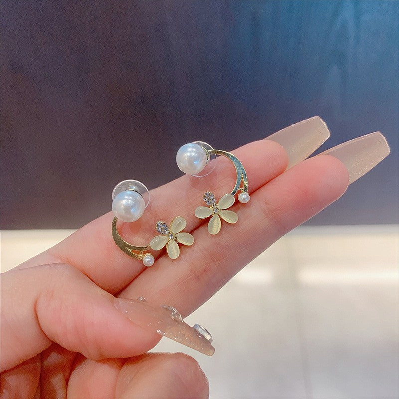 UNI-10433  - Pearl & Flower - Earring