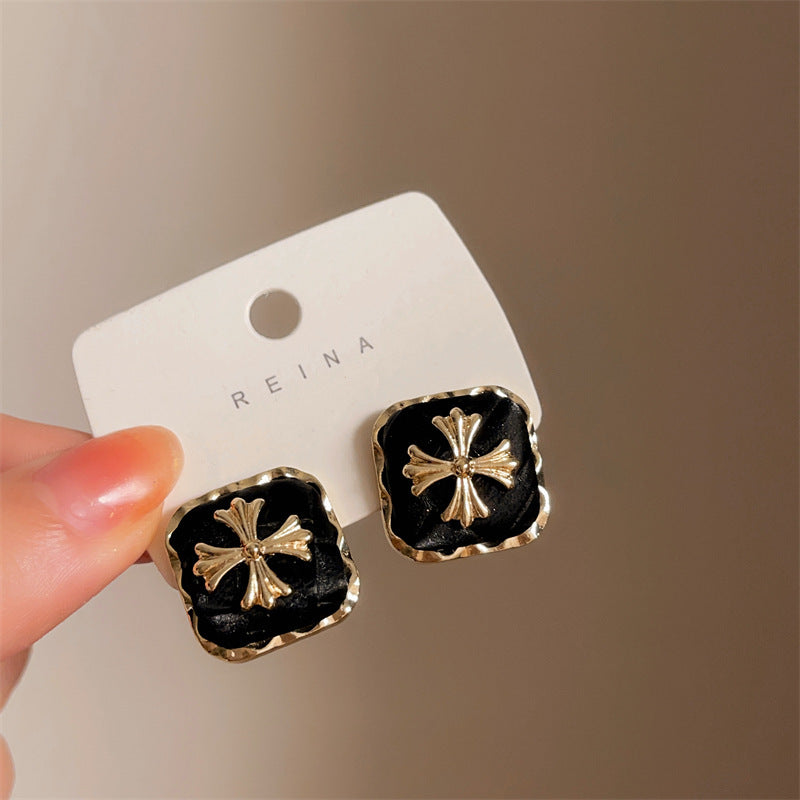 UNI-12110-2- Vintage Leather Black Square Gold  - Earring