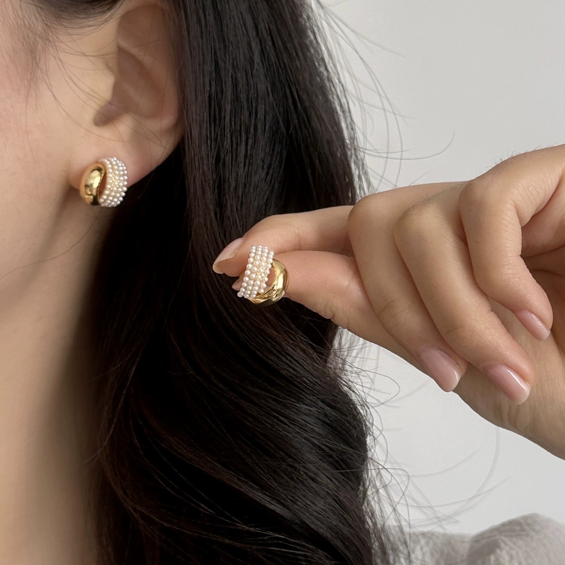 UNI-12259 - Pearly Glam Gold Glam - Earring