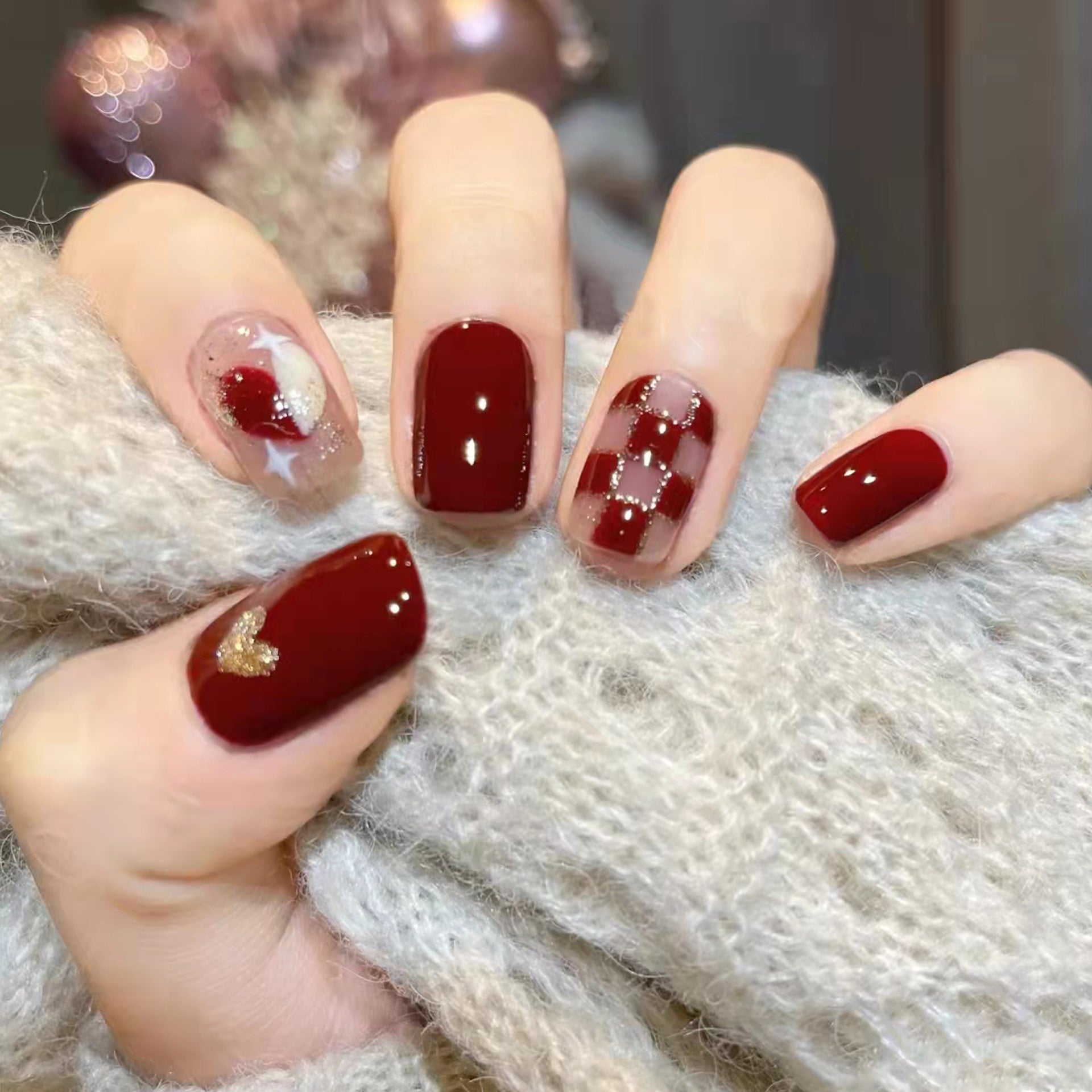 N-156 - Red Maroon Heart & Grid   - Press On Nail Set Of 24