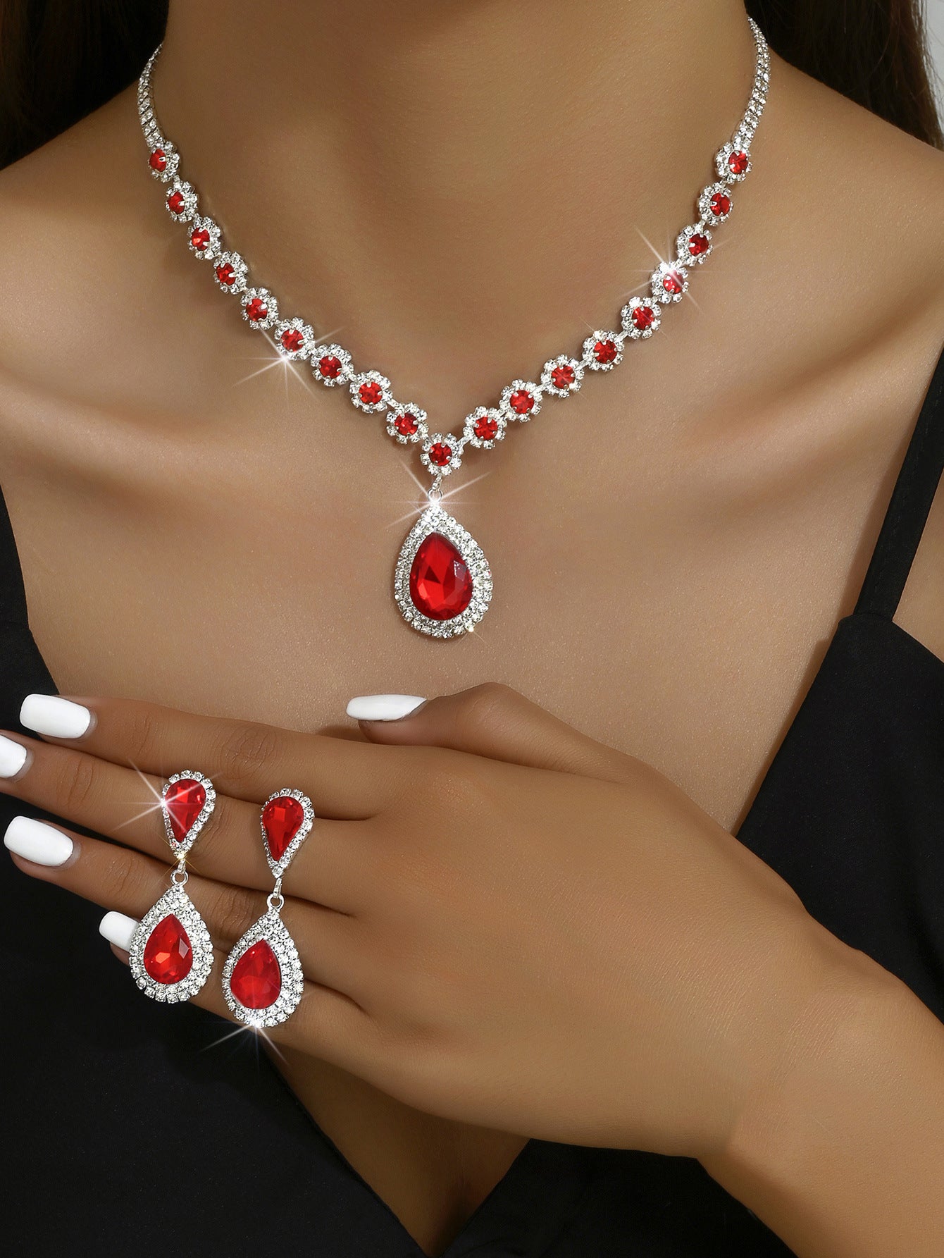 UNI-11386 - Red  Luxury Diamonds - Jewelry Set