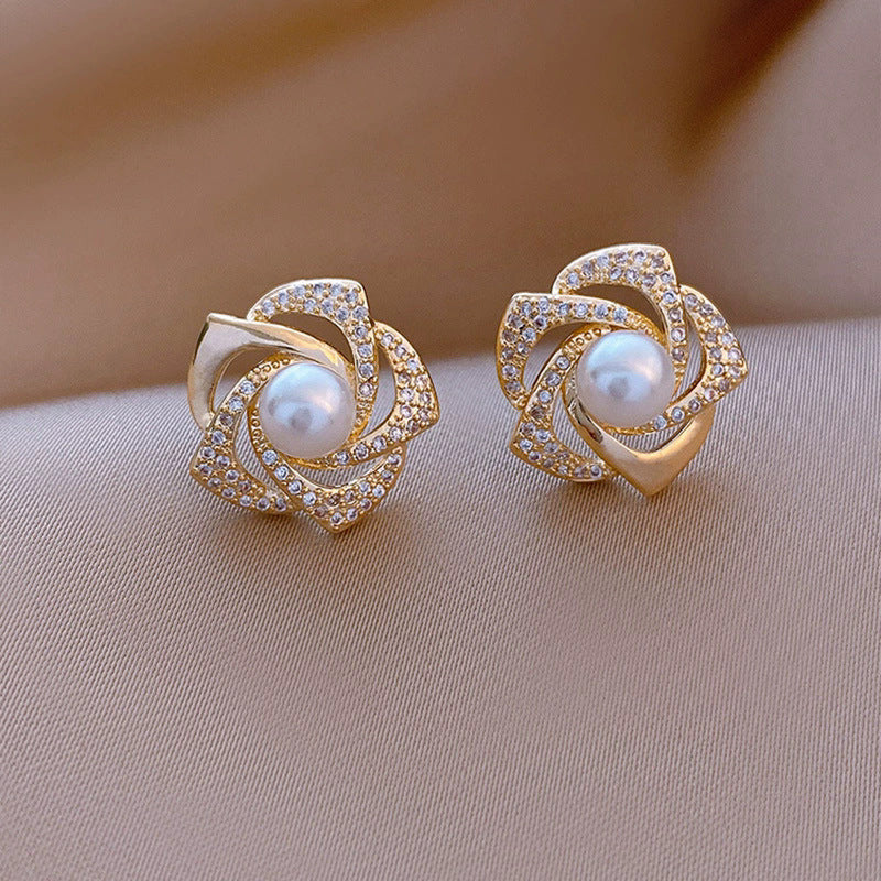 UNI-10893 - Pearly Flower - Earring