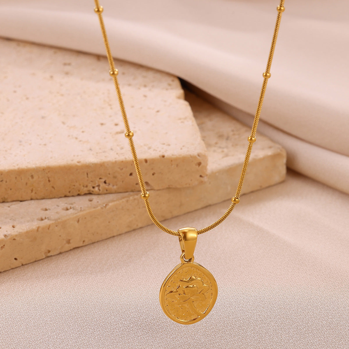SS-12589 - Luxury Gold Rose - Necklace