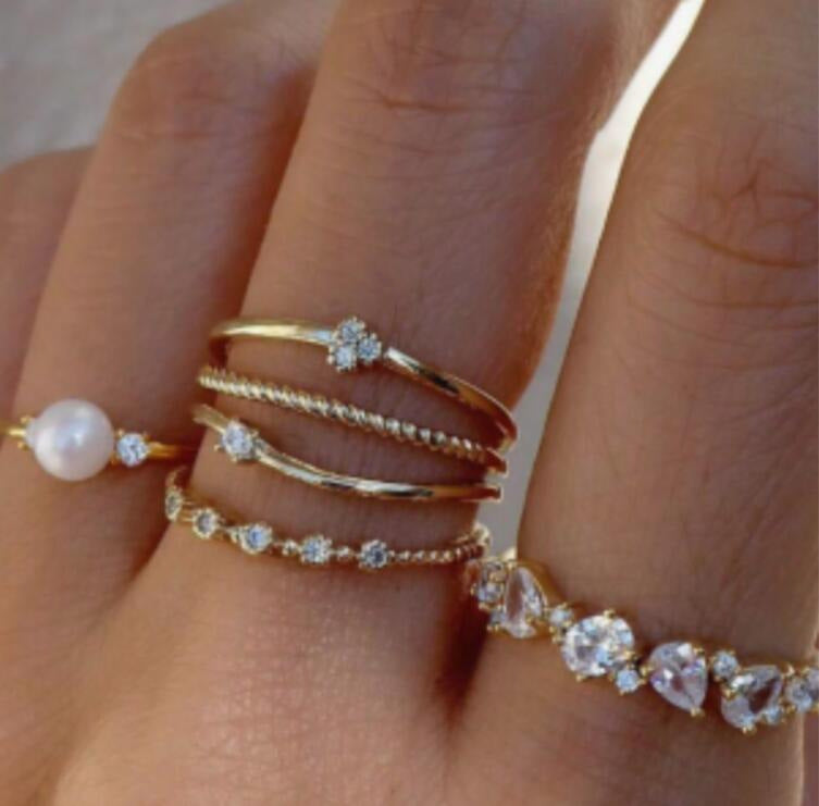 UNI-10168-44 - Sparkle Diamond Gold - Ring Set Of 6