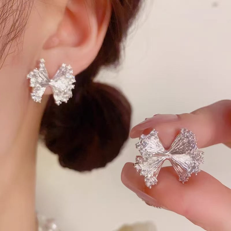 UNI-12112-2  - SIlver Foil Flake Diamonds  - Earring