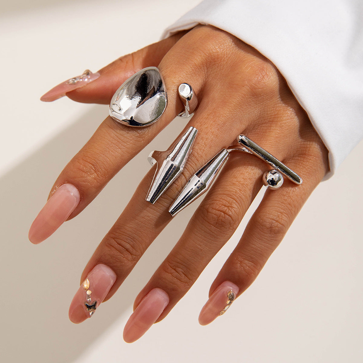 UNI-11115-26 - Luxury Classy Silver - Ring Set Of 3