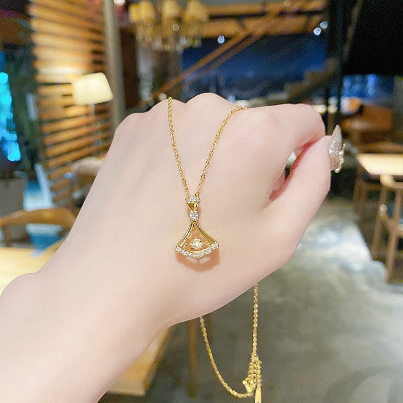 SS-11857 - Gold Elegant Fan  - Necklace