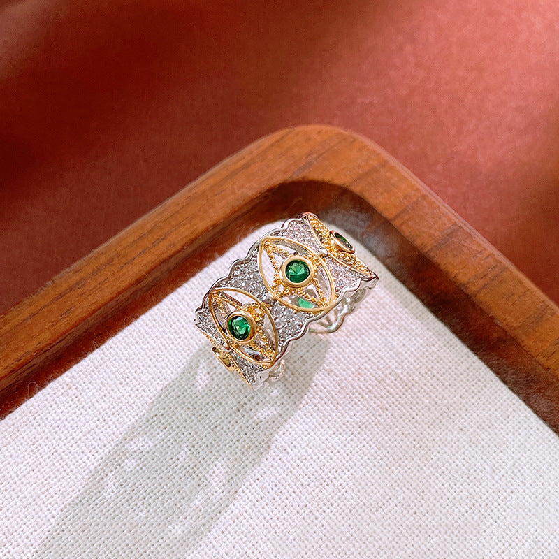 UNI-11825 - Luxury Green Diamonds Gold  - Ring