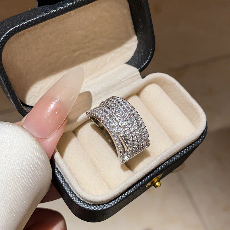 UNi-11811 - Round Diamonds Circle Silver - Ring