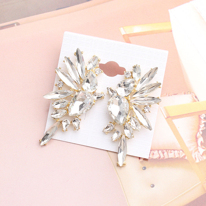 UNI-11610 - White Crystal Butterfly - Earring