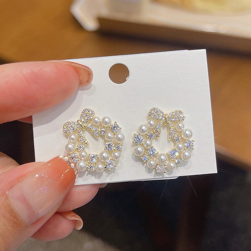 UNI-10907  -  Pearly Diamonds Bow Wreath - Earring