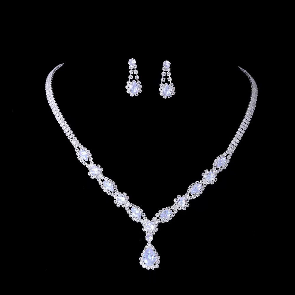 UNI-11936 - Fancy Crystal White Diamonds Silver - Jewelry Set Of 2