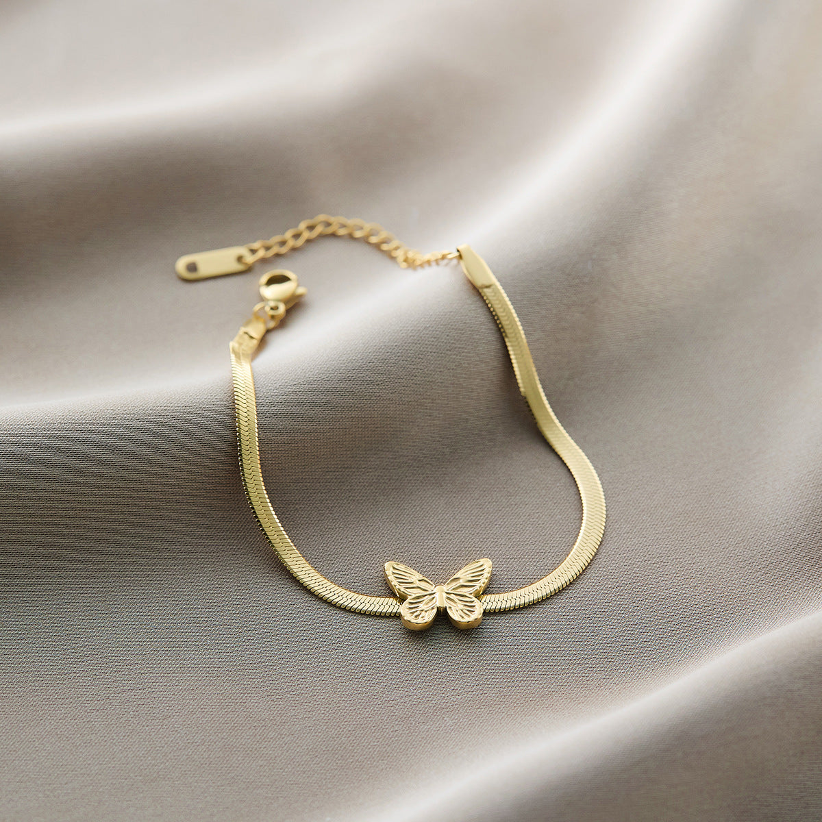 SS-10837 - Gold Butterfly   - Bracelet