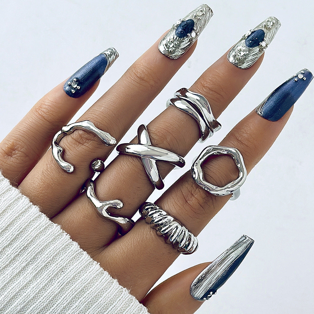 UNI-11113 - Luxury Silver - Ring Set Of 6