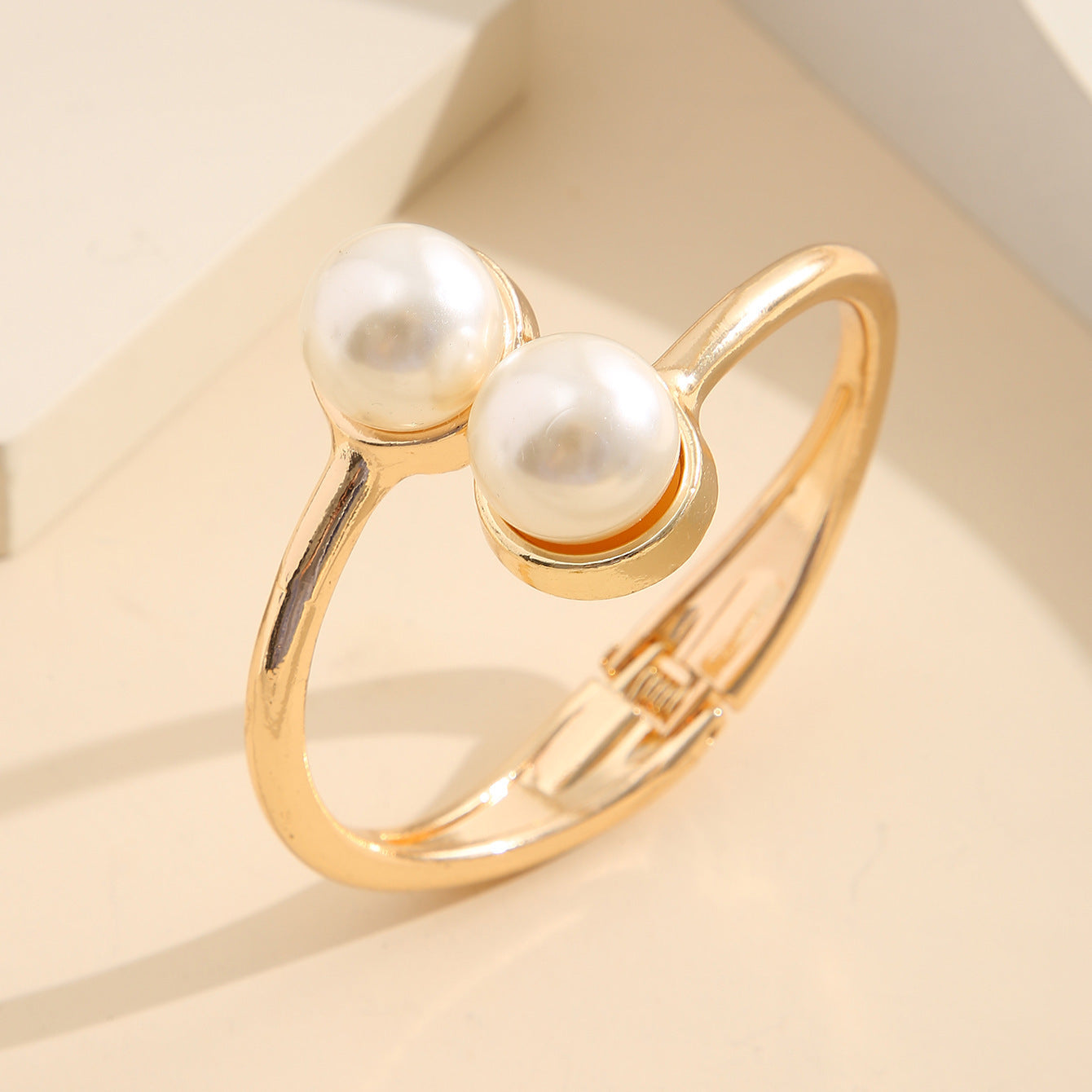 UNI-11204 - Luxury Pearl Gold Bangle - Bracelet