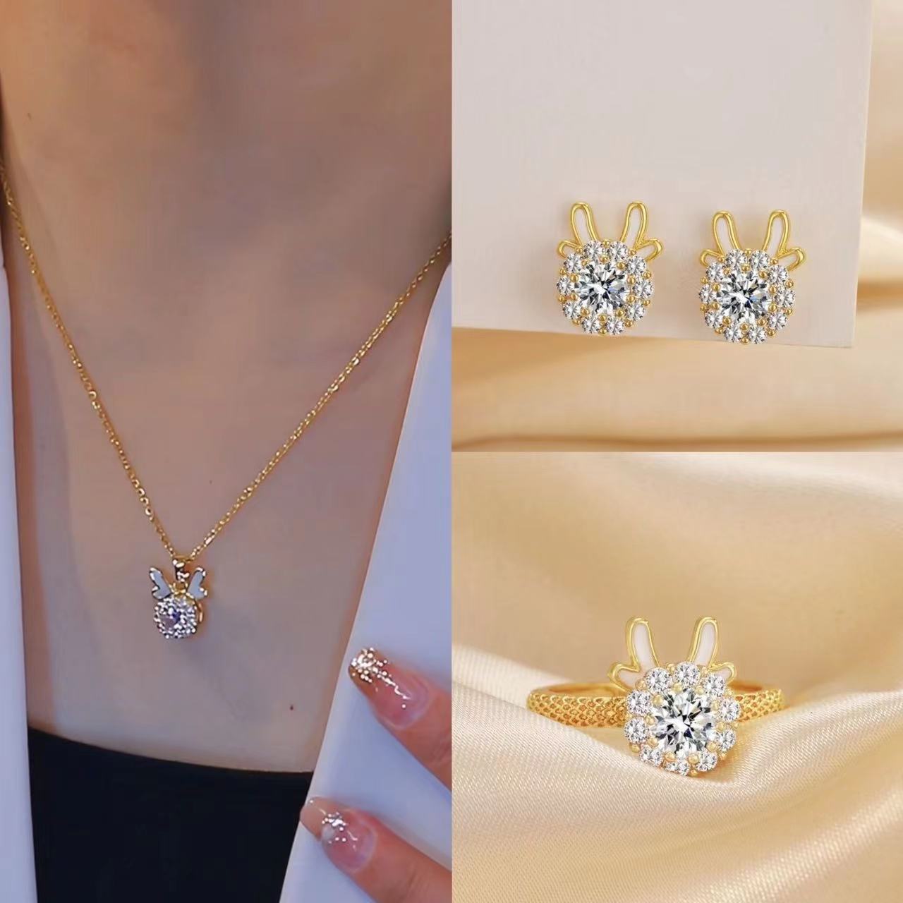 UNI-11046 - Deer Diamond Gold - Jewelry Set