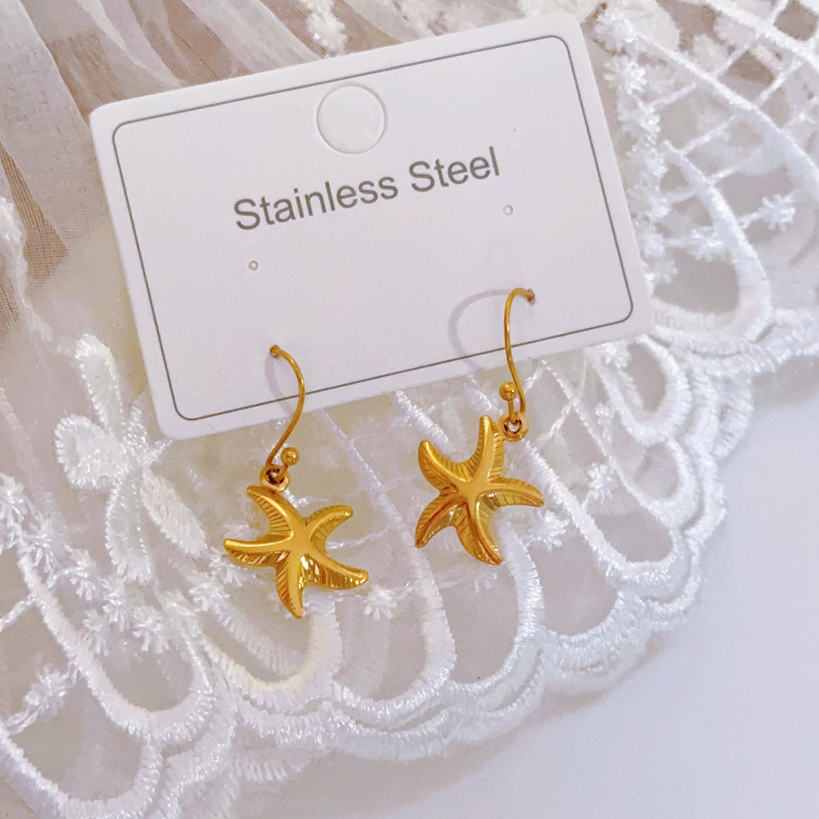 SS-11872-2 - Gold Star Fish - Earring