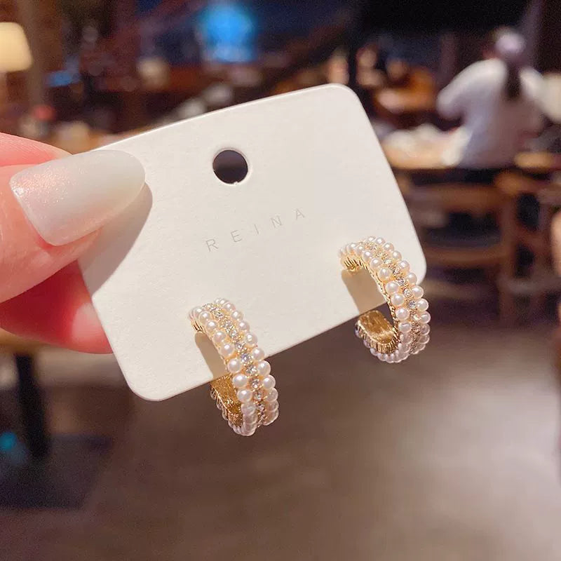 UNI-12254 - Fancy Pearls Gold - Earring