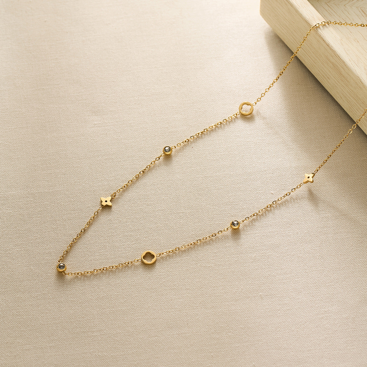 SS-11676  - Premium Gold Series Crystal Diamonds - Necklace