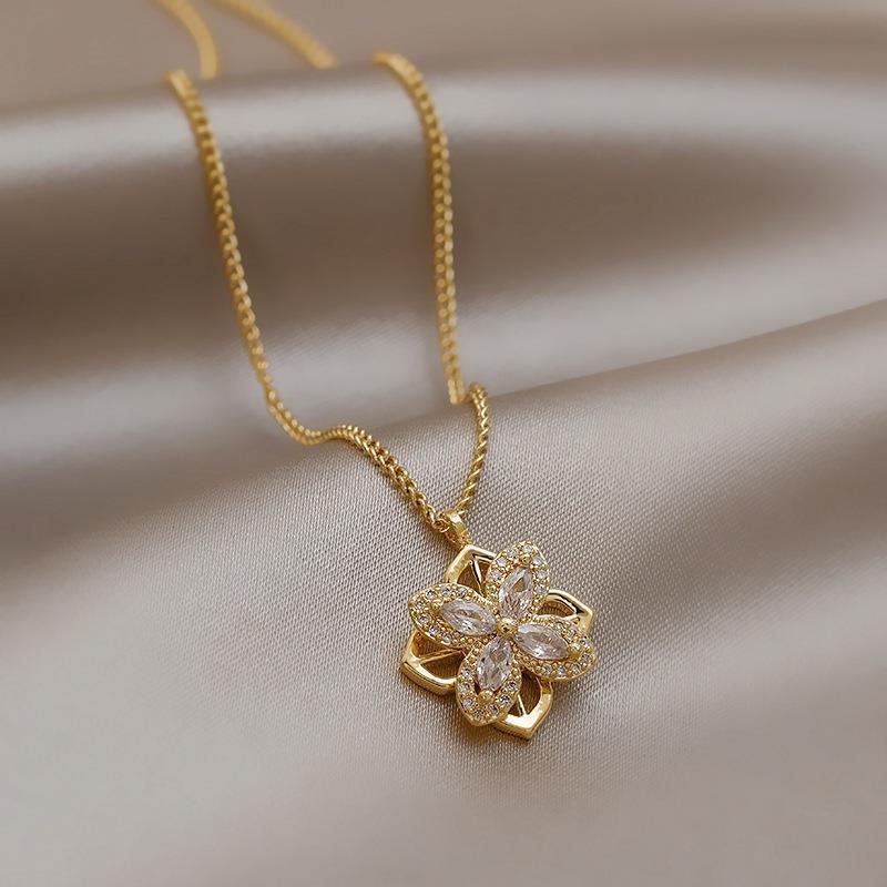 SS-11869 - Four Leaf Flower Diamonds  - Necklace