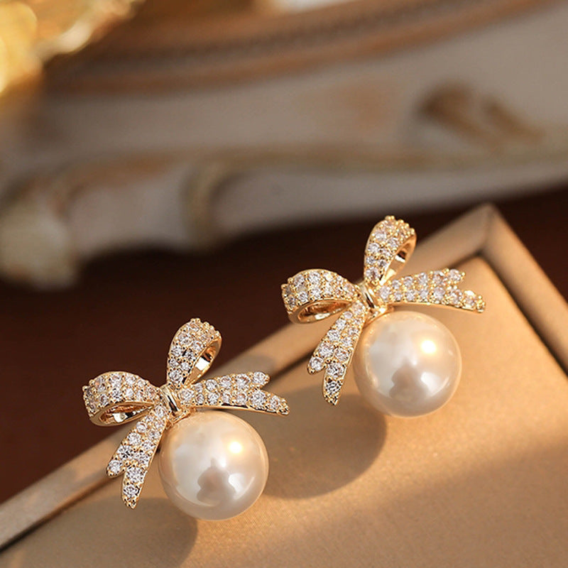 UNI-12057 - Pearly Bow  & Sparkle Diamond - Earring