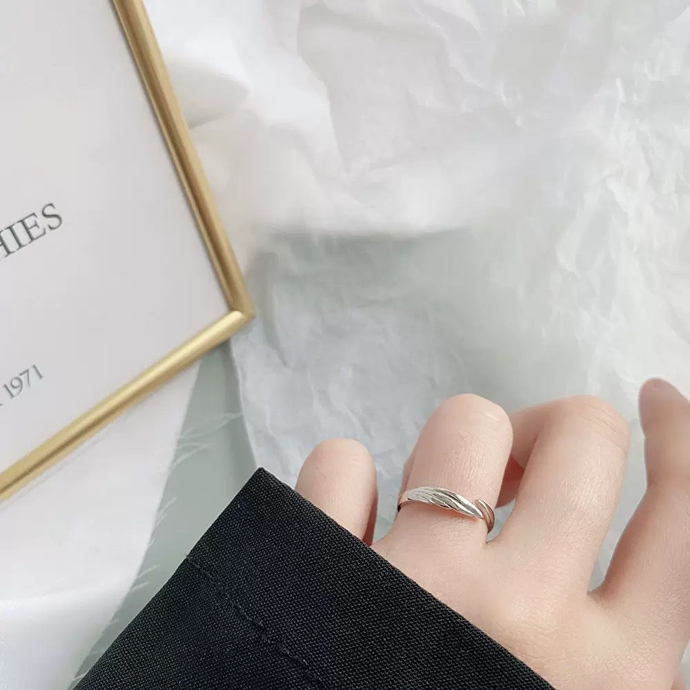 UNI-11148 - Angel Wing Silver Ring