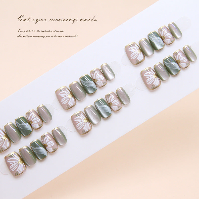 N-244- Daisy Flower - Press On Nail Set Of 24 - Free 24 Pcs Sticker Sheet Included