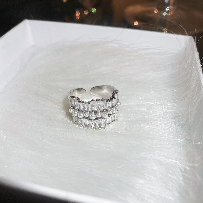 UNI-11837 - Cluster Pear & Diamonds Silver  - Ring