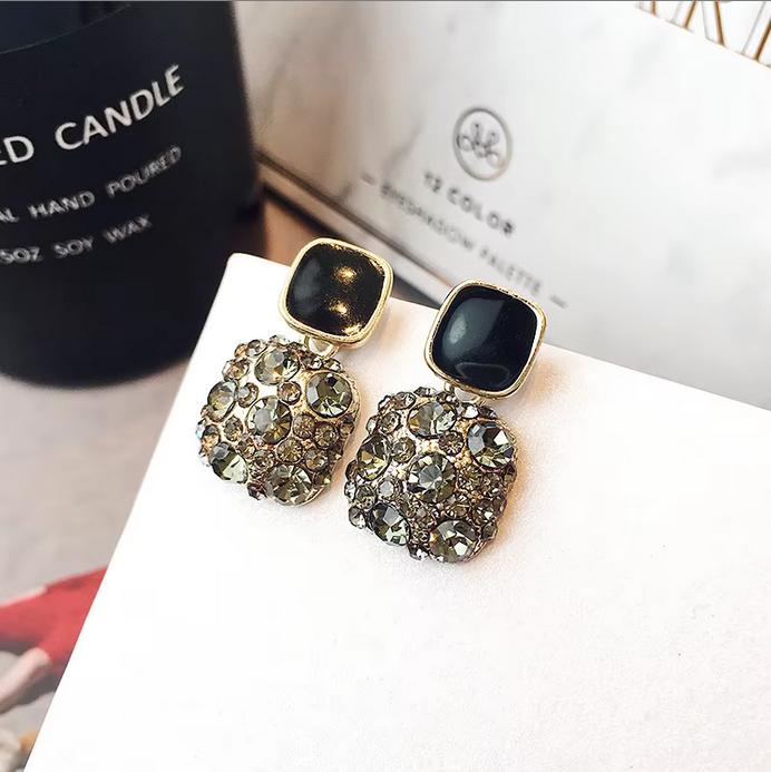 UNI-10222 - Black Diamond Gold  - Earring