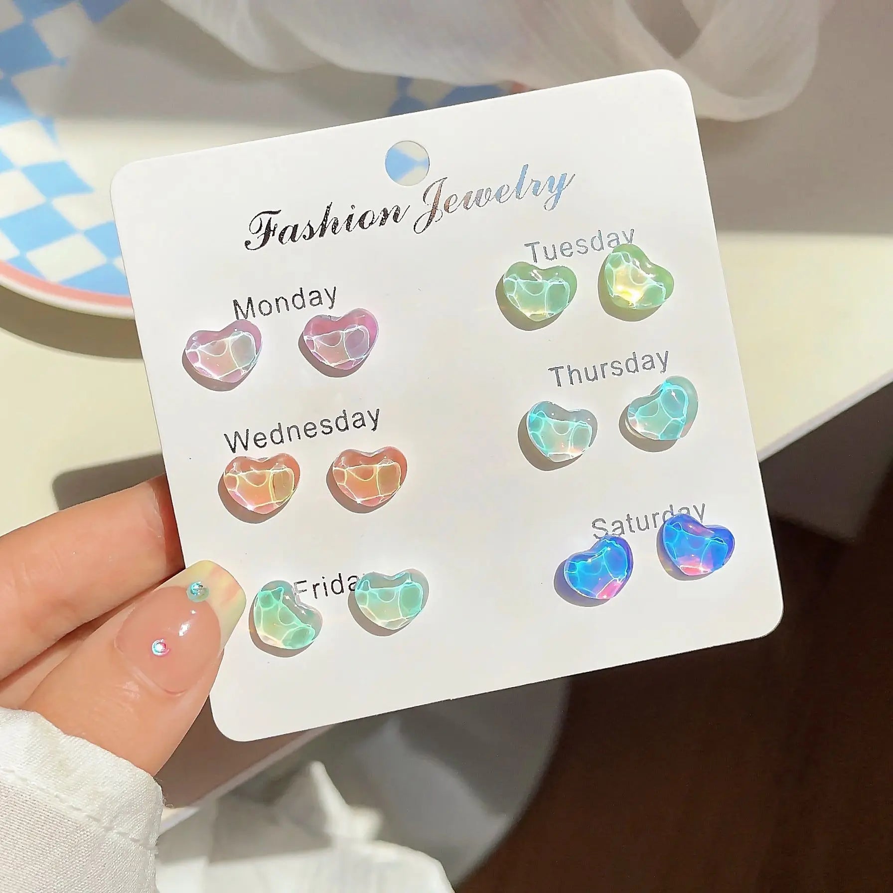 UNI-11568 - Watercolor Heart - Ear Studs Set Of 6