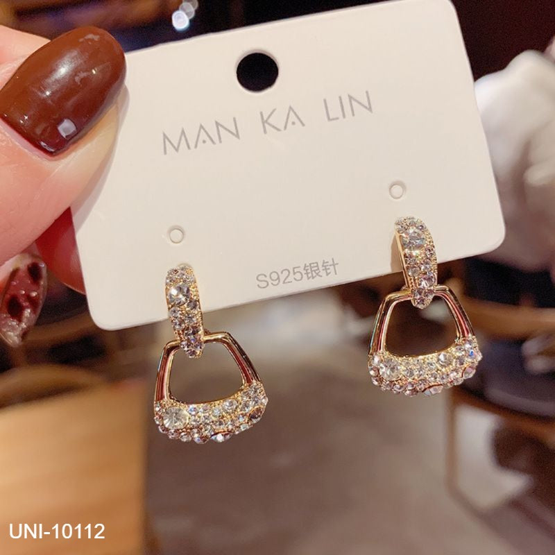 UNI-10112 - Crystal Diamonds Gold - Earring