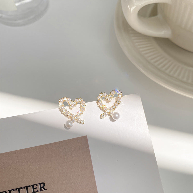 UNI-10134 - Fancy Pearl Heart Gold - Earring