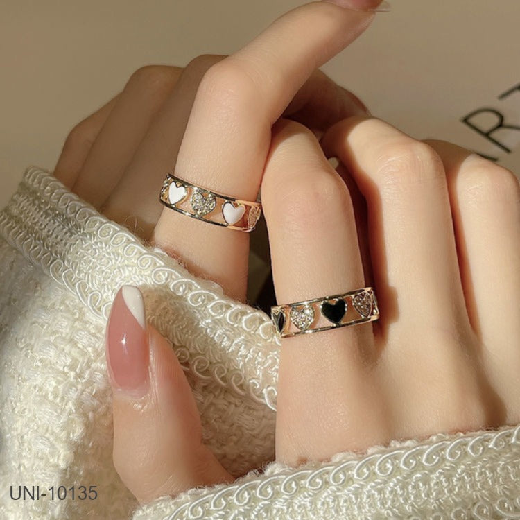 UNI-10135  - Diamond Heart Black & White - Ring