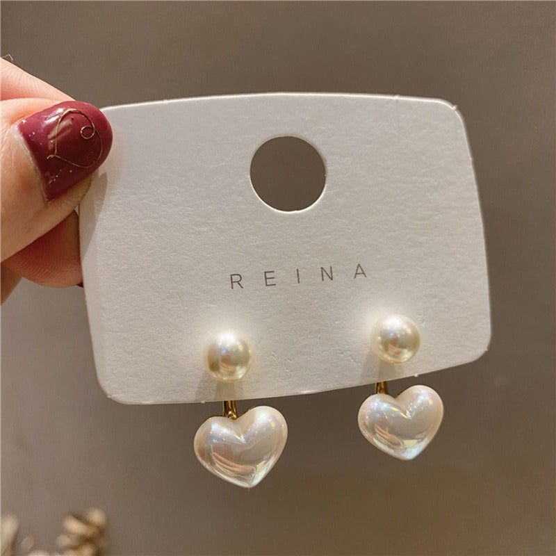 UNI-10010 - Pearl Cluster Heart - Earring