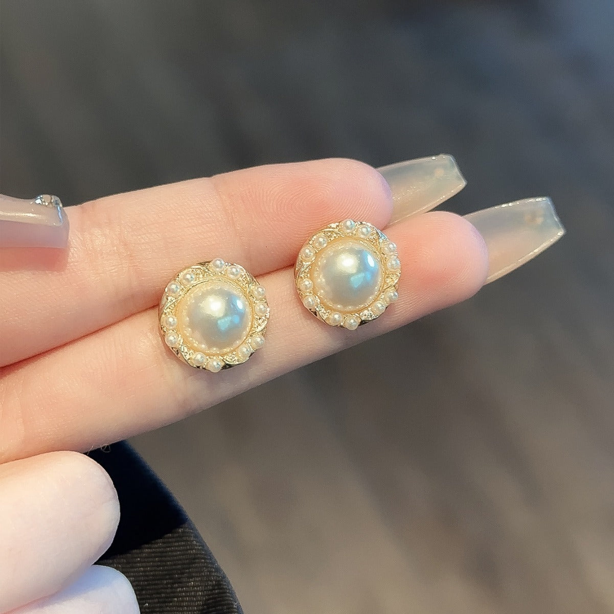 UNI-10043 - Round Pearl Beads  - Earring