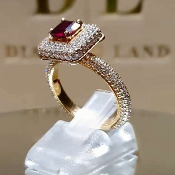 UNI-10210 - Maroon Diamond Gold  - Ring