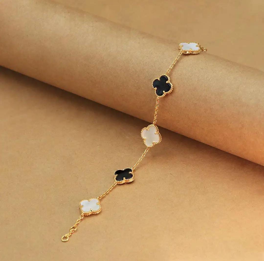 SS-1003 - Flower Black & White - Bracelet