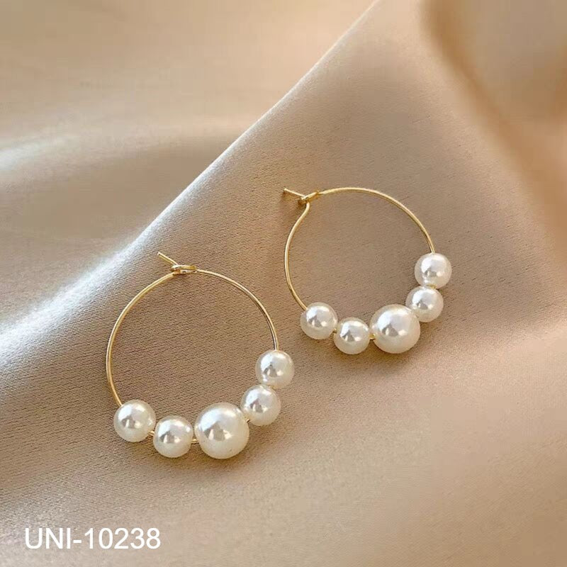 UNI-10238 - Beaded Pearls Gold   - Earring
