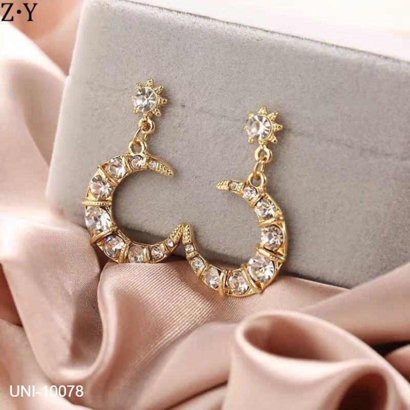 UNI-10078 - Blinky Moon & Star Gold - Earring (DISCONTINUED)