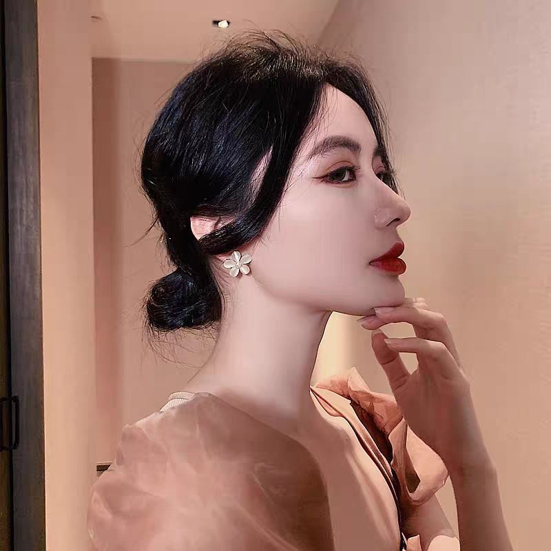 UNI-10070 -  Acrylic Flower Gold - Earring