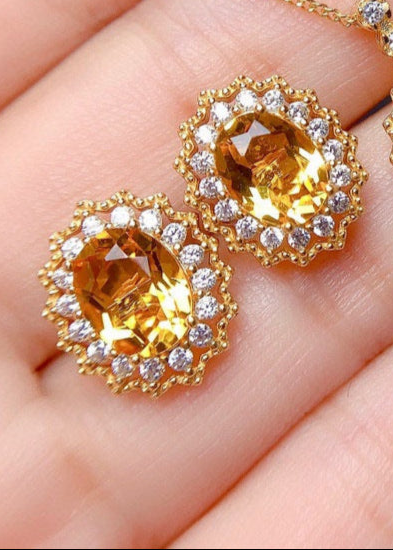 UNI-11030-3- Oval Diamond Yellow  Gold - Earring
