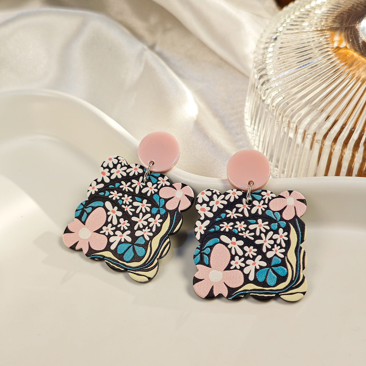 UNI-10360- Acrylic Floral Series - Earring  Style 1