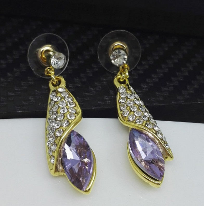 UNI-10511  - Blinky Diamond - Earring Style 2