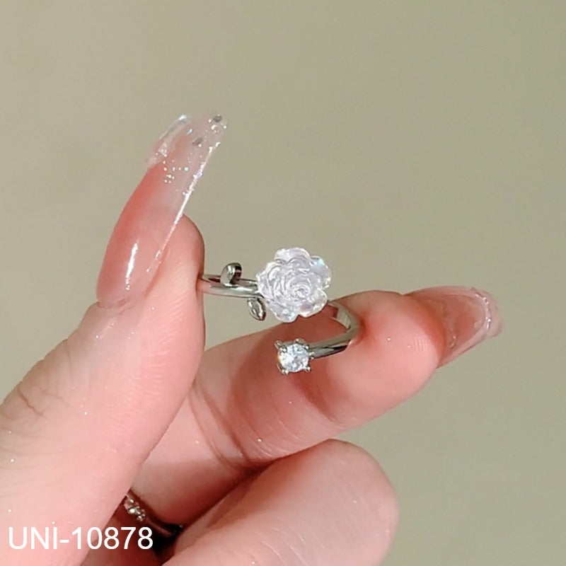UNI-10878 - White Flower Silver - Ring