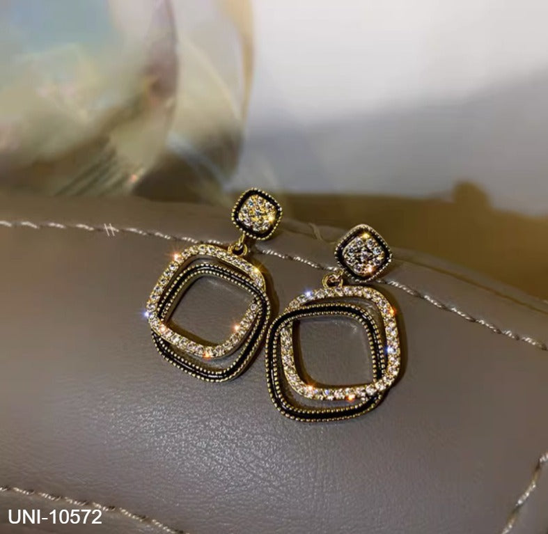 UNI-10572 - Blinky Square  - Earring