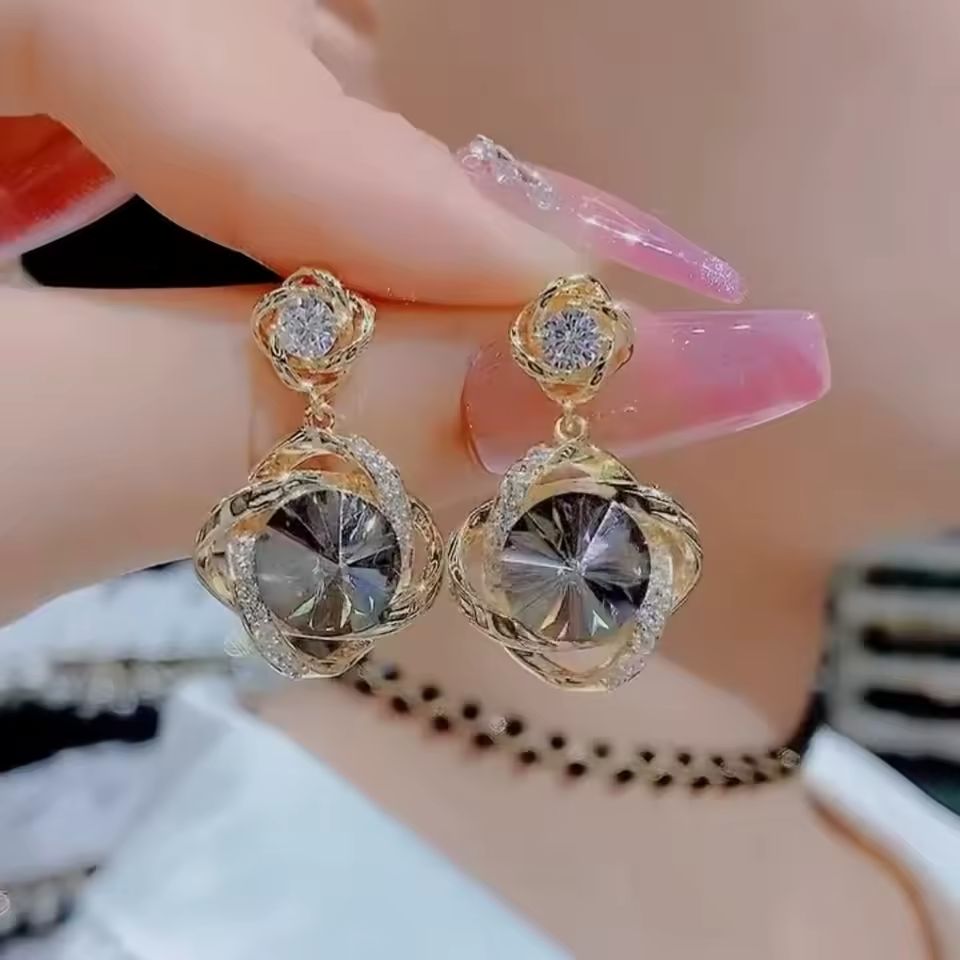 UNI-10584 -Geometric Diamond  - Earring